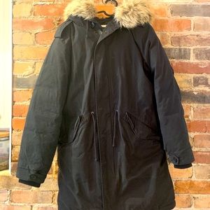 Aritzia Community Vermont Parka